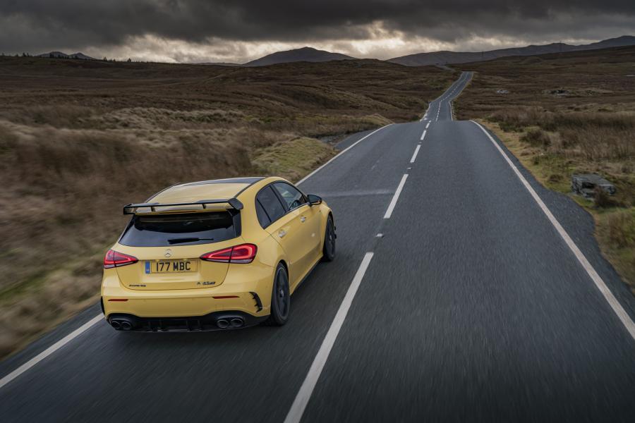  Mercedes-AMG A45 S 4Matic+ Aerodynamic Package (W177) 2019 года  (UK) (фото 8 из 68)